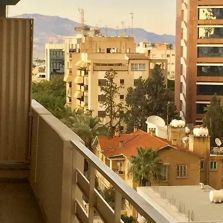 Spacious & Bright Central Apartment Nicosia