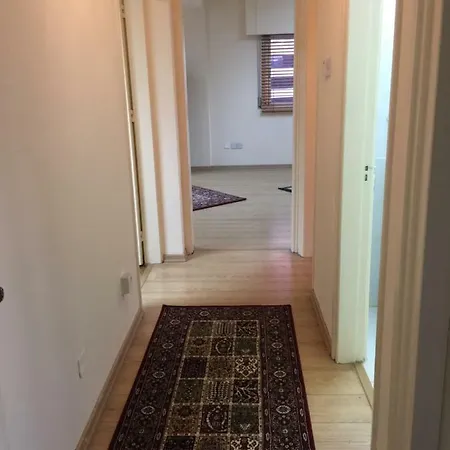 Apartment Spacious & Bright Central