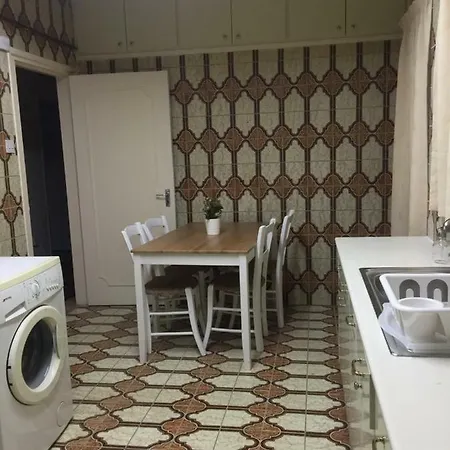 Spacious & Bright Central Apartment Nicosia